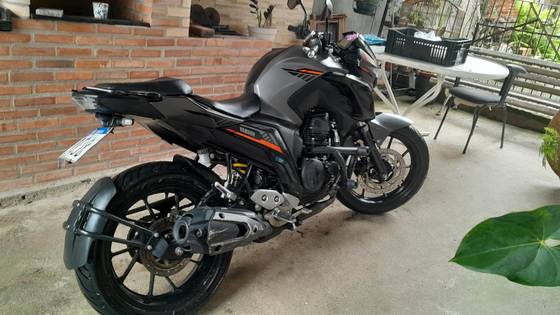 YAMAHA FZ25 FAZER CONNECTED ABS 